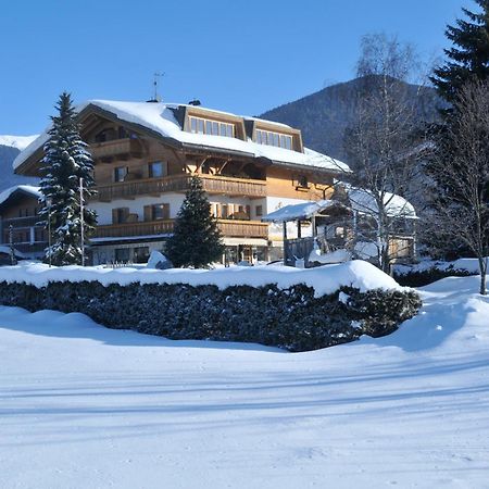 Hotel Stauder Dobbiaco Esterno foto