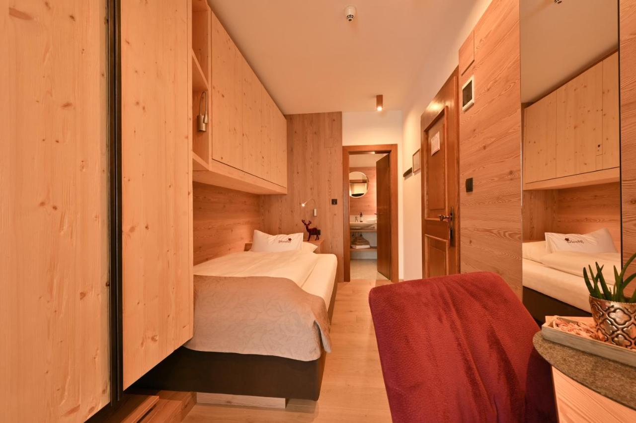 Hotel Stauder Dobbiaco Esterno foto