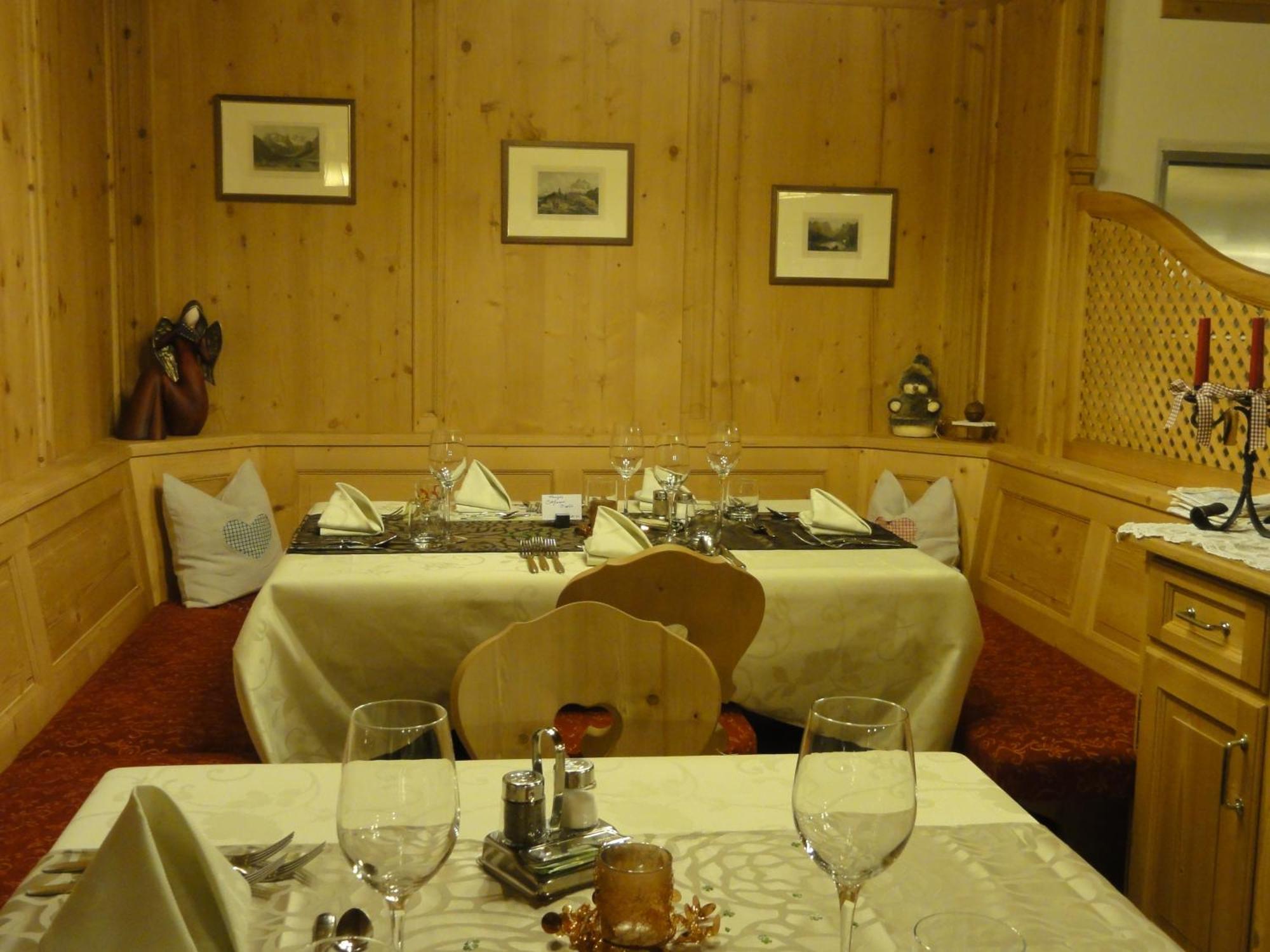 Hotel Stauder Dobbiaco Esterno foto