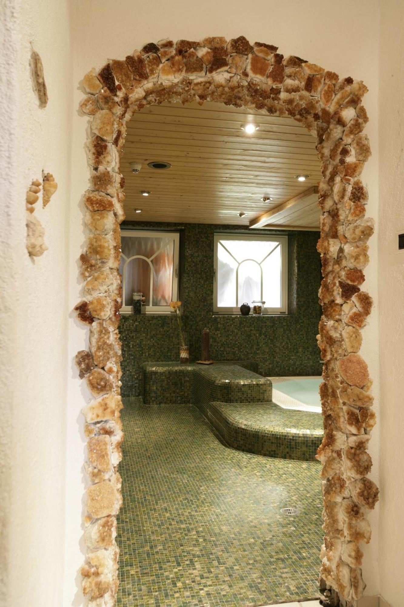Hotel Stauder Dobbiaco Esterno foto