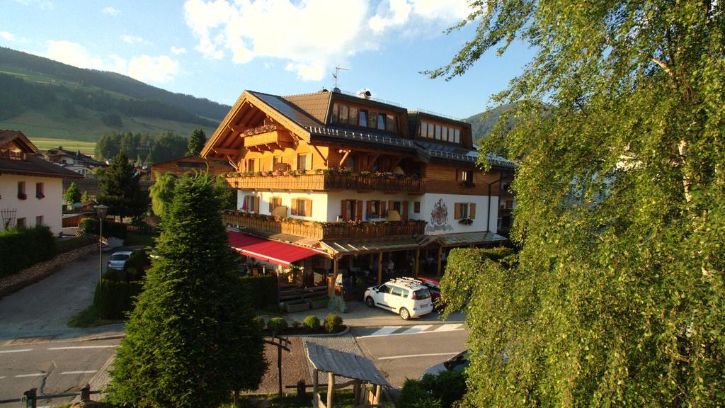 Hotel Stauder Dobbiaco Esterno foto